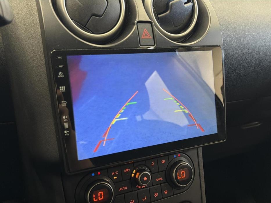 NISSAN Qashqai 2012