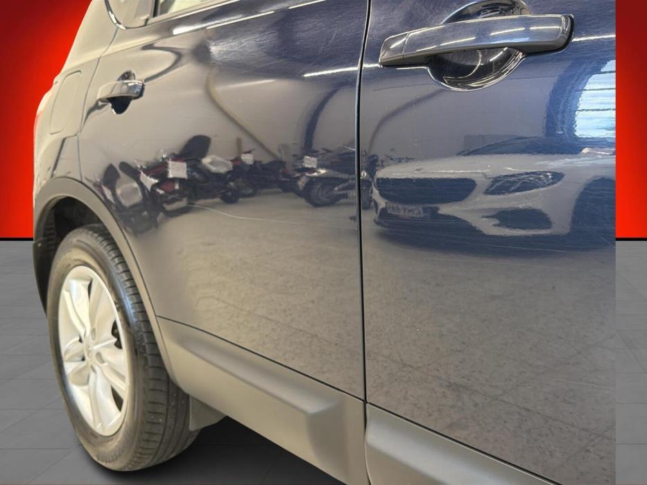 NISSAN Qashqai 2012