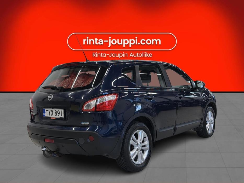 NISSAN Qashqai 2012