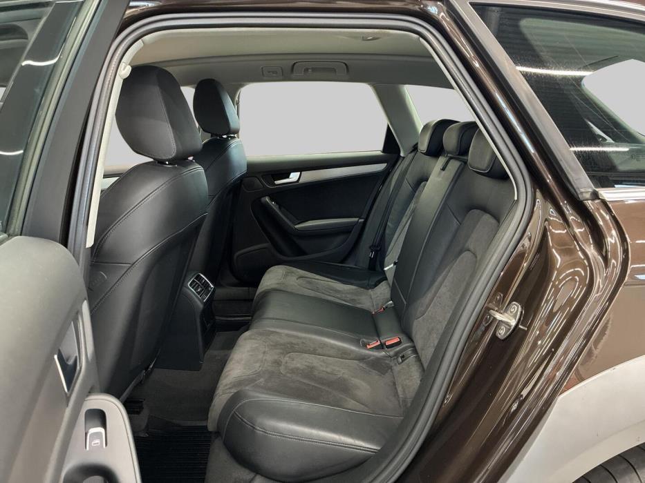 AUDI A4 allroad quattro 2014