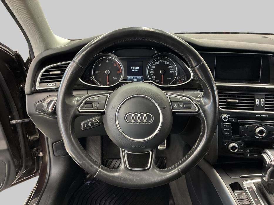 AUDI A4 allroad quattro 2014