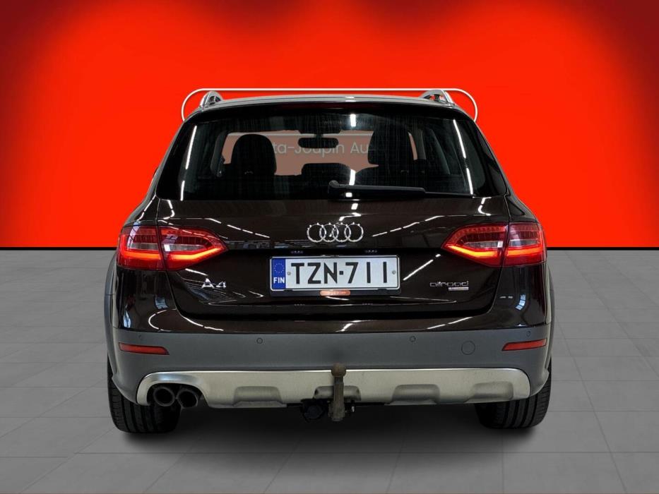 AUDI A4 allroad quattro 2014