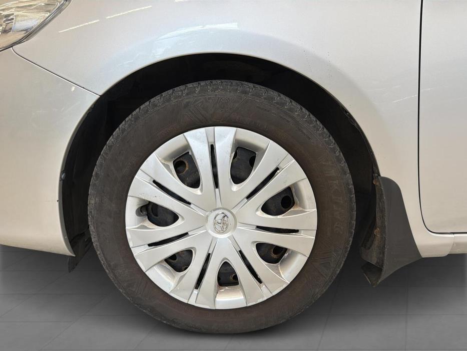 TOYOTA Corolla 2010