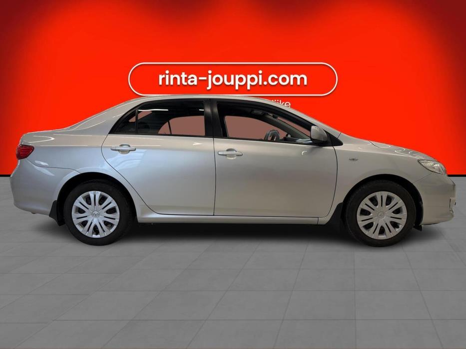 TOYOTA Corolla 2010