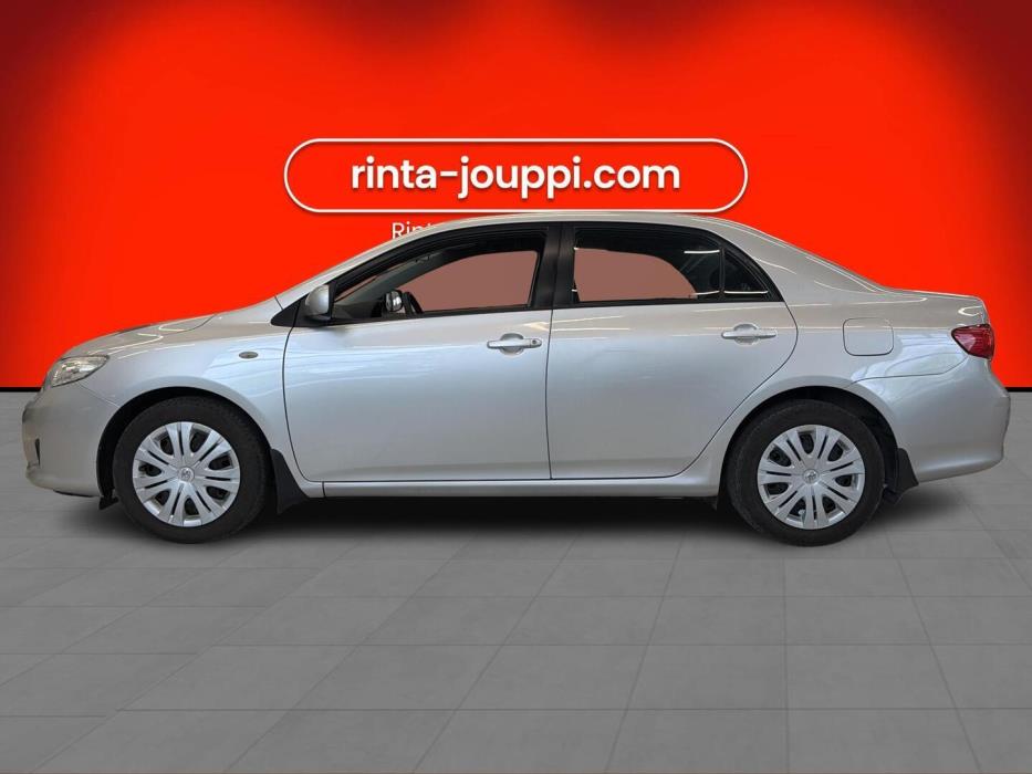 TOYOTA Corolla 2010