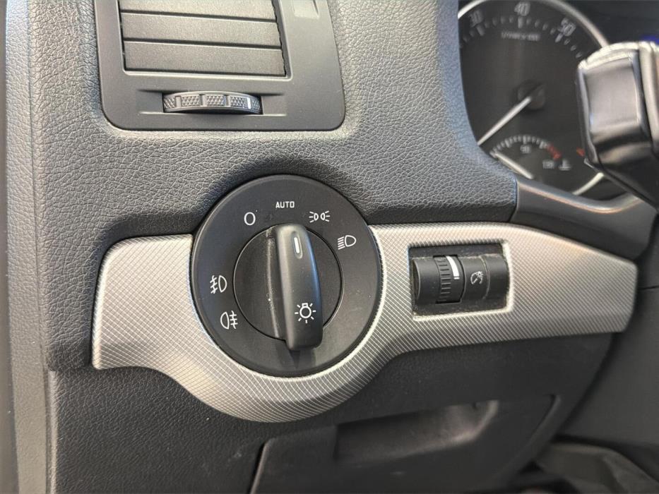 SKODA Octavia 2012
