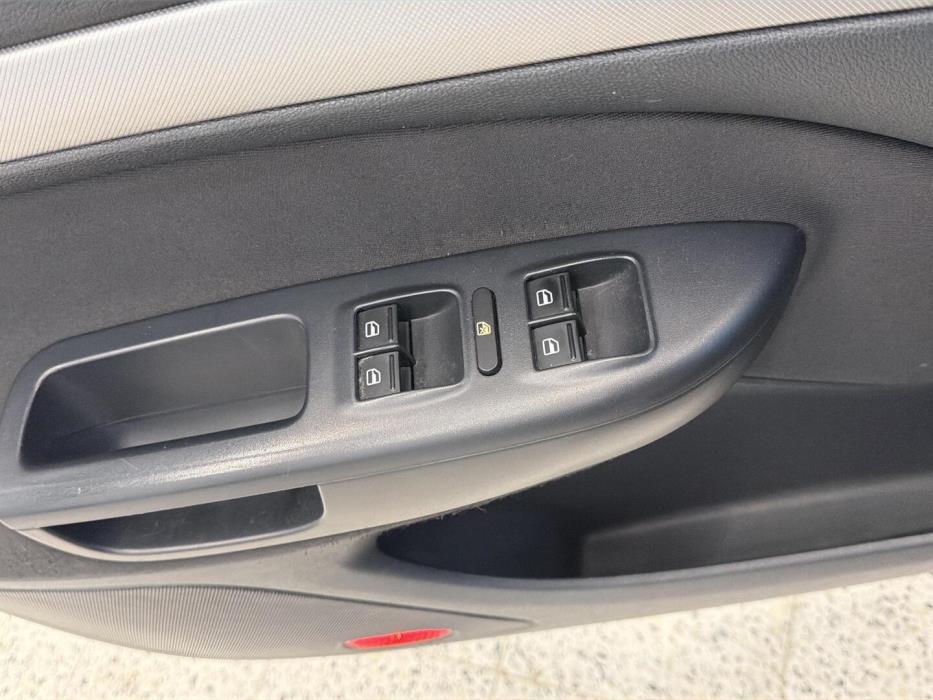 SKODA Octavia 2012