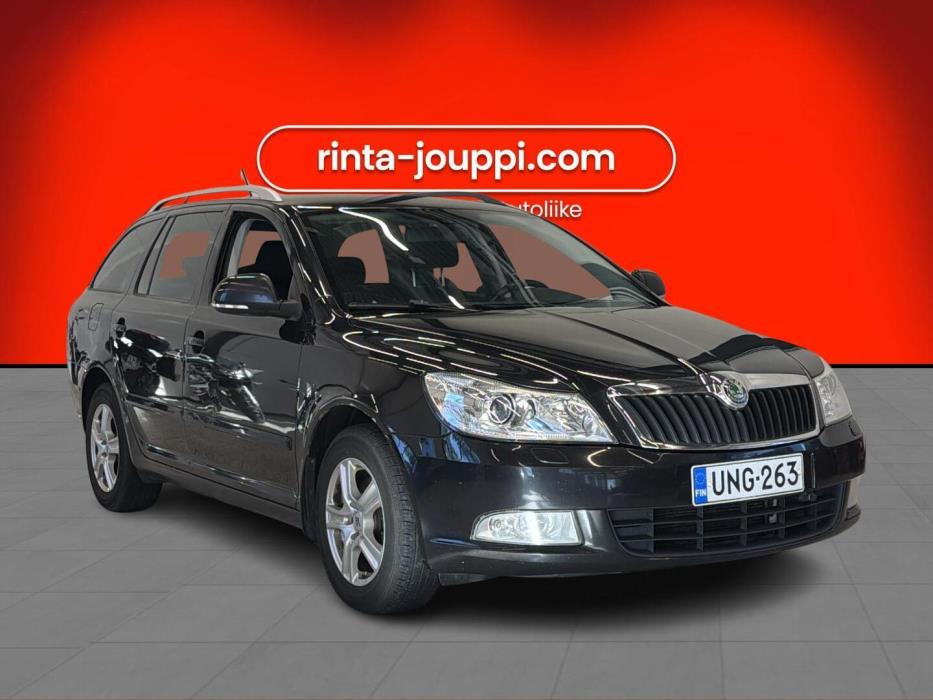 SKODA Octavia 2012