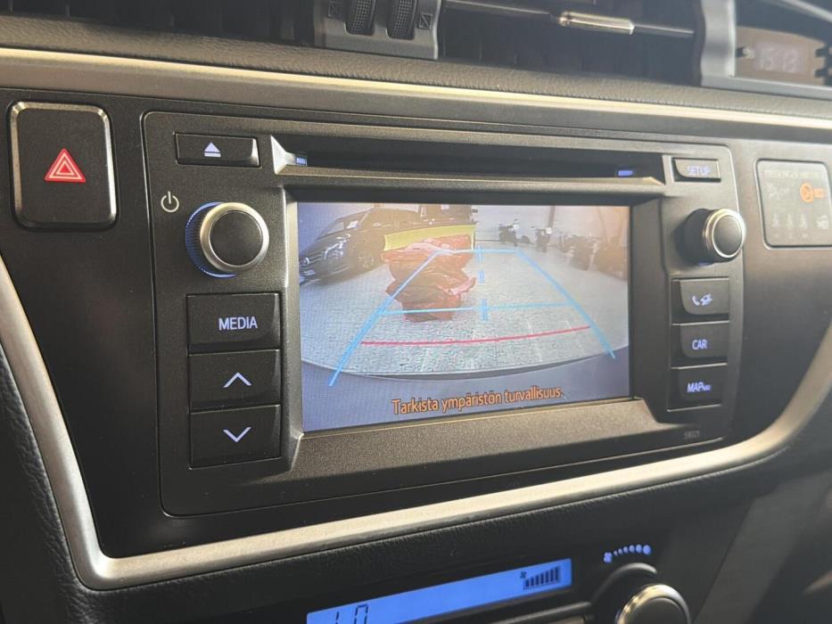 TOYOTA Auris 2013