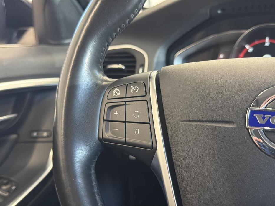 VOLVO S60 2018