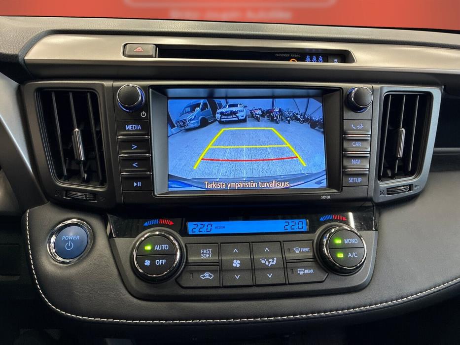 TOYOTA RAV4 2018