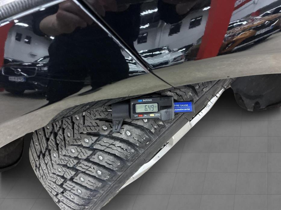 MERCEDES-BENZ A 2010