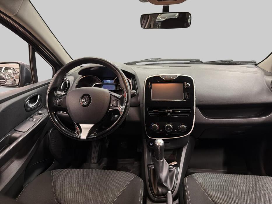 RENAULT Clio 2016
