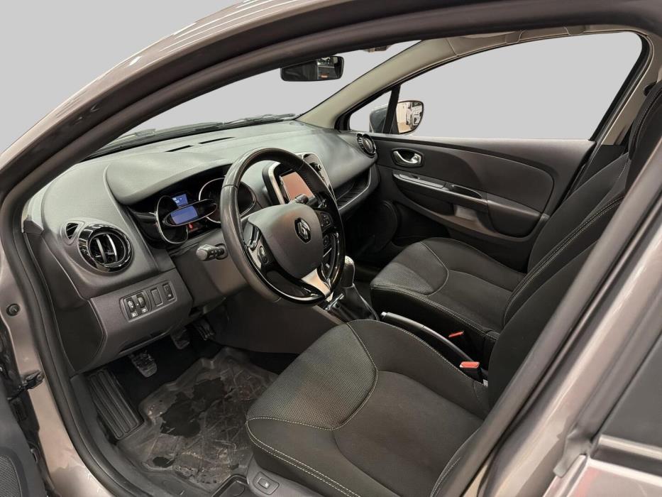 RENAULT Clio 2016