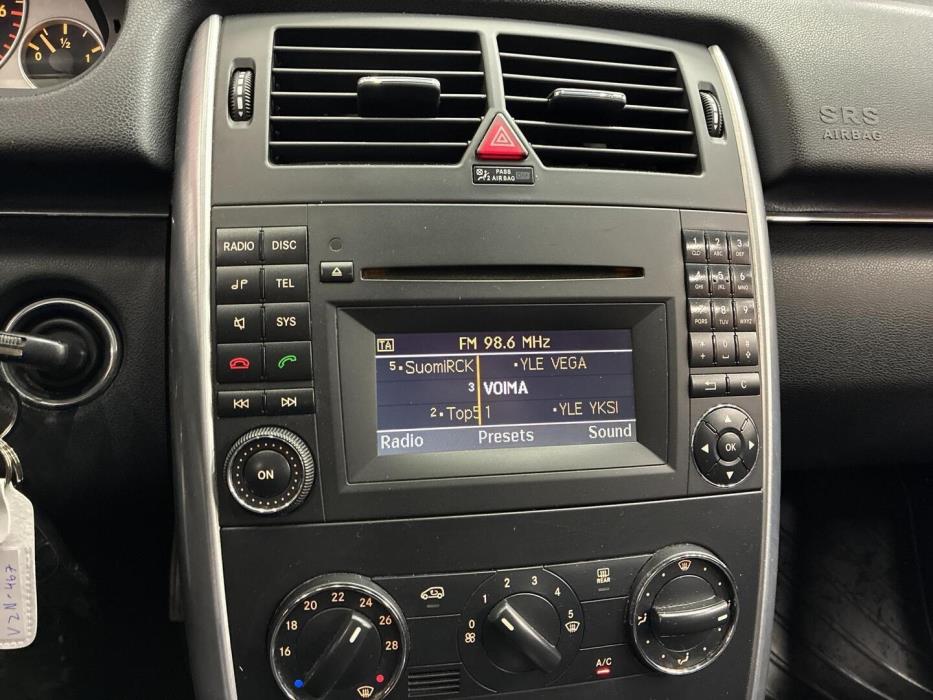 MERCEDES-BENZ B 2009