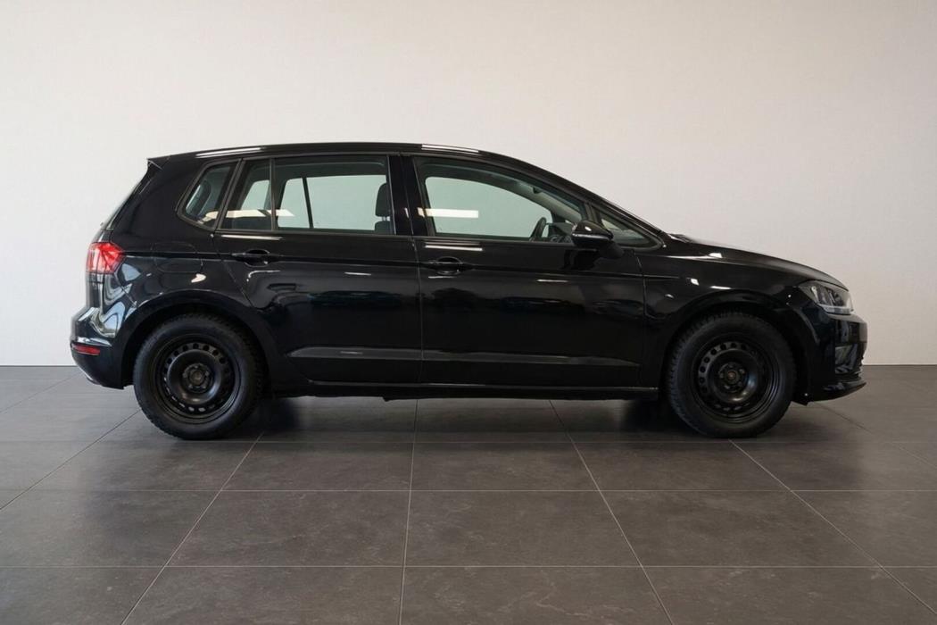 VOLKSWAGEN GOLF SPORTSVAN 2019