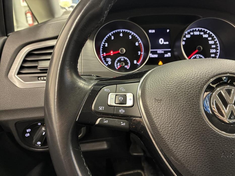 VOLKSWAGEN GOLF SPORTSVAN 2019