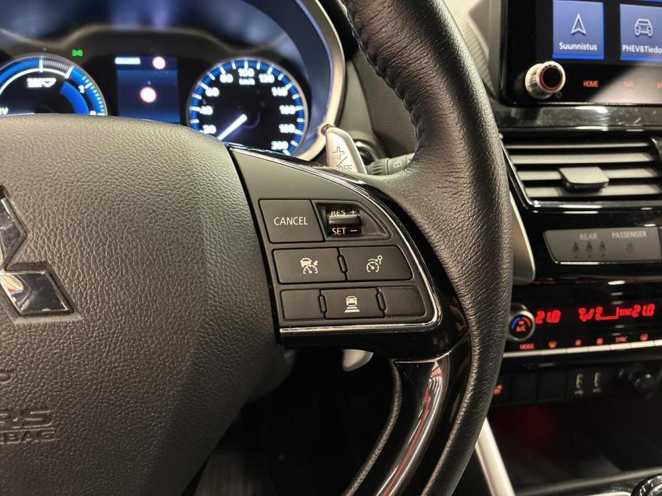 MITSUBISHI ECLIPSE CROSS 2021