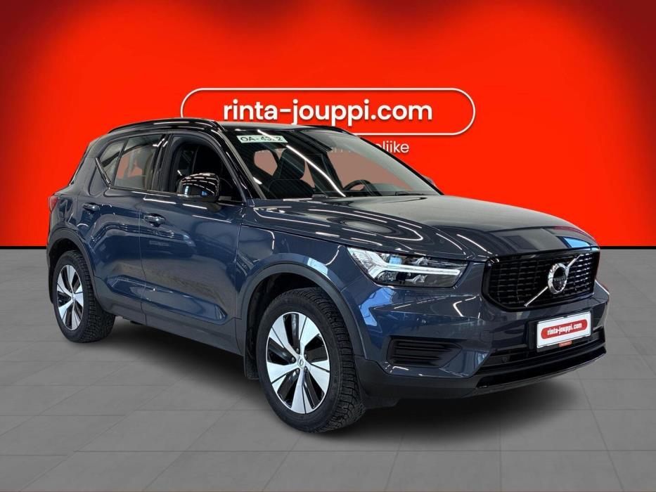 VOLVO XC40 2022