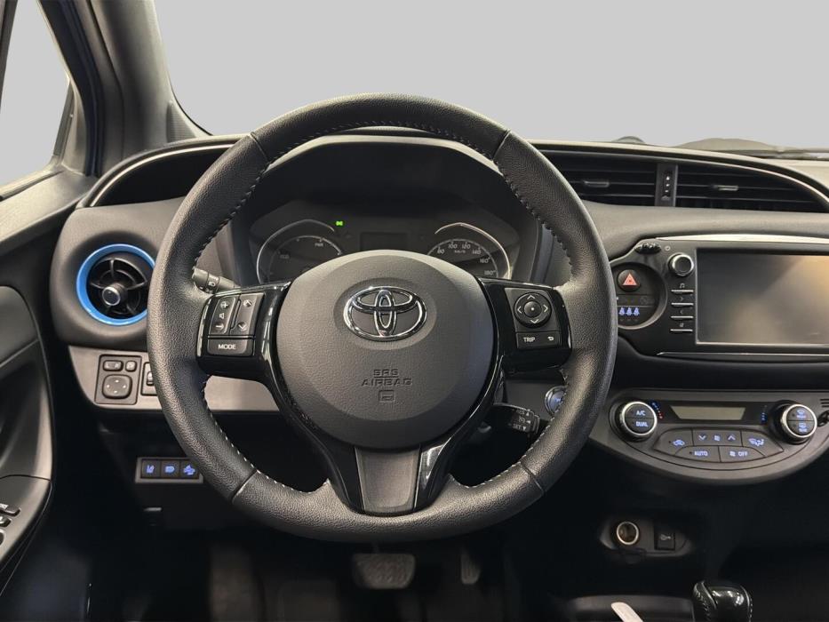 TOYOTA YARIS 2018