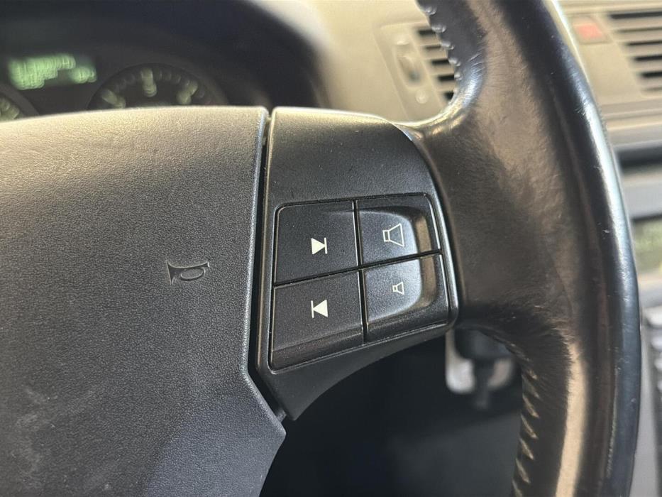VOLVO V50 2009