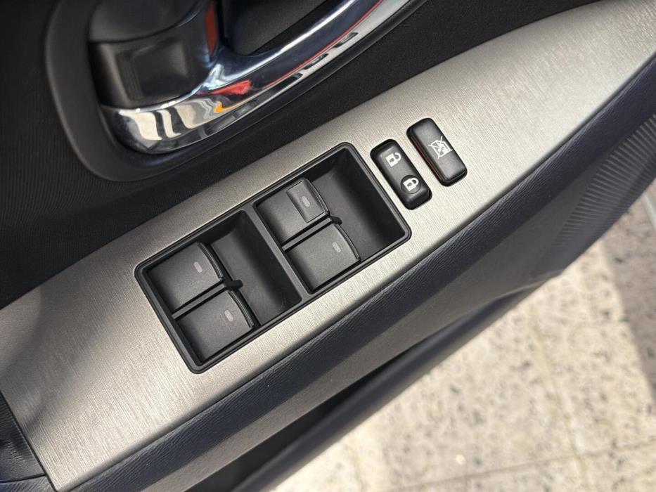 TOYOTA Avensis 2010