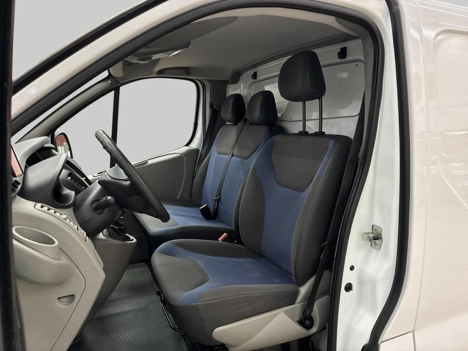 RENAULT Trafic 2015
