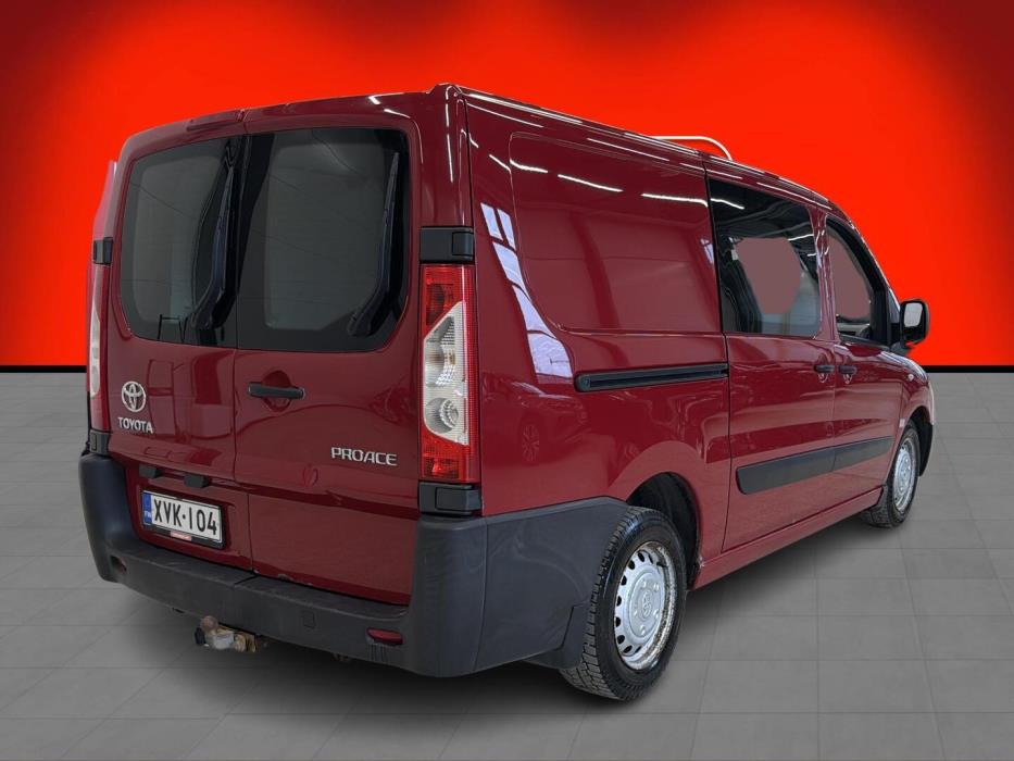 TOYOTA Proace 2013