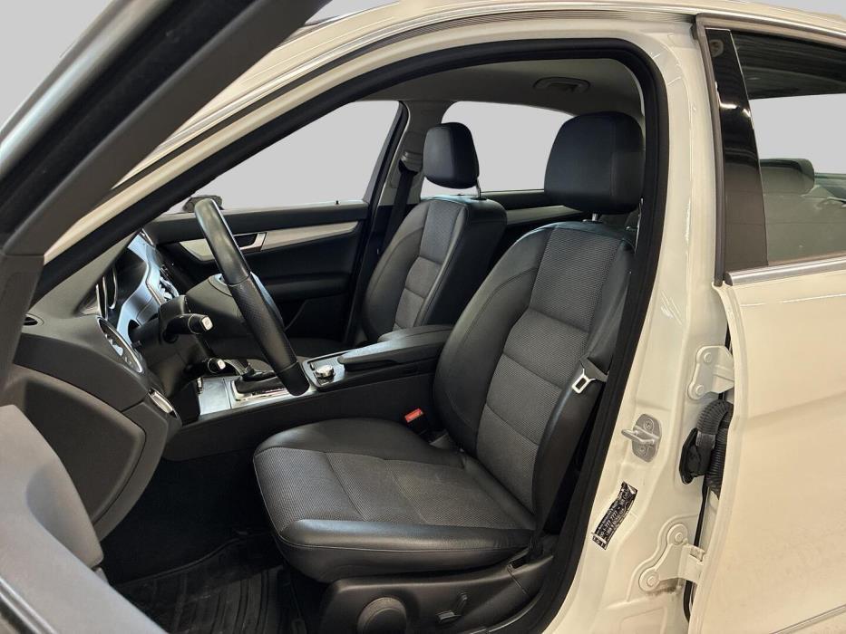 MERCEDES-BENZ C 2013