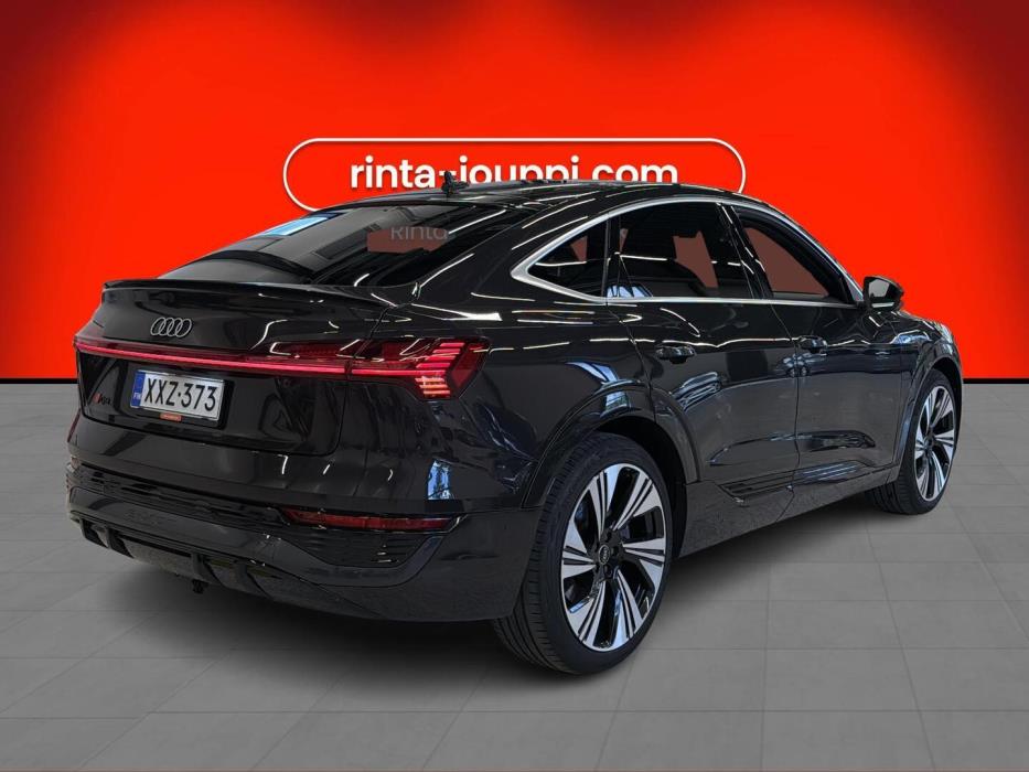 AUDI Q8 e-tron 2024