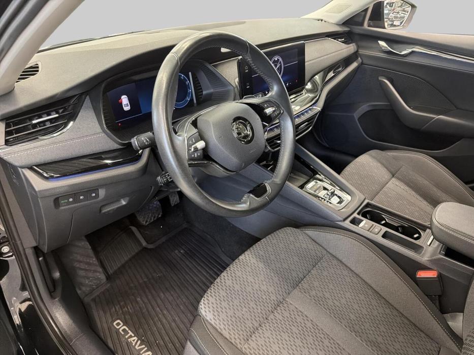 SKODA OCTAVIA 2022