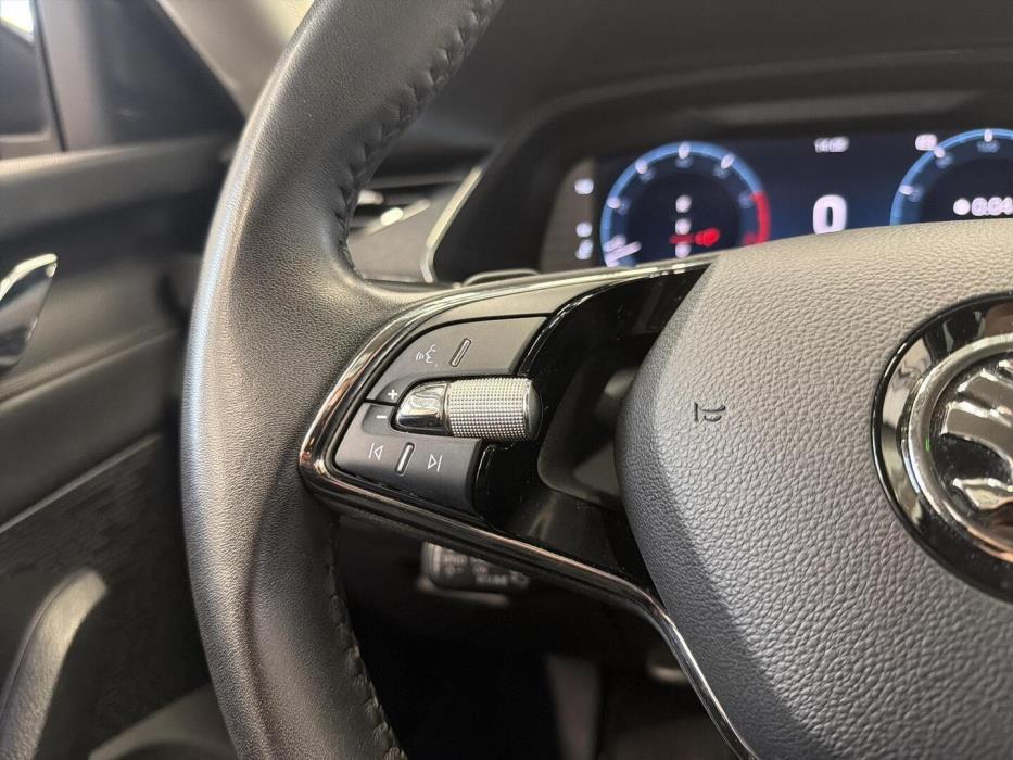 SKODA OCTAVIA 2022