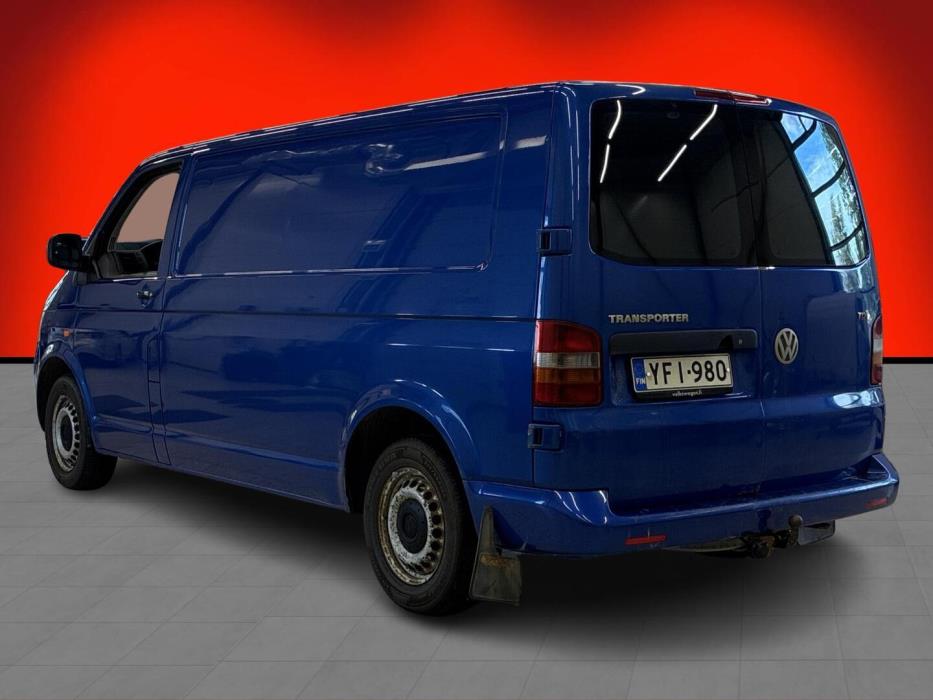 VOLKSWAGEN Transporter 2004