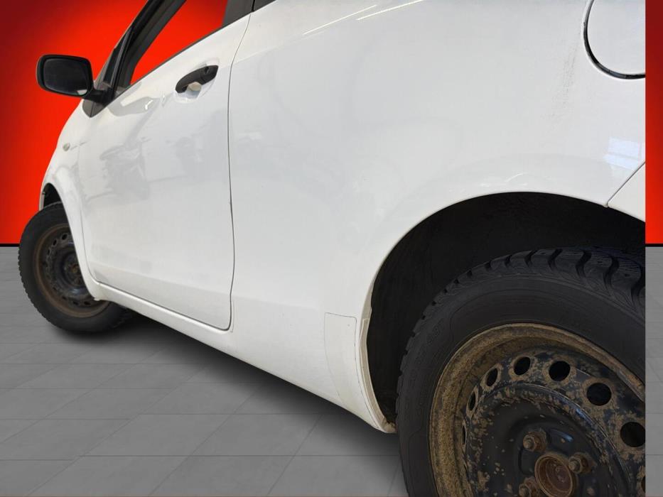 TOYOTA Yaris 2006