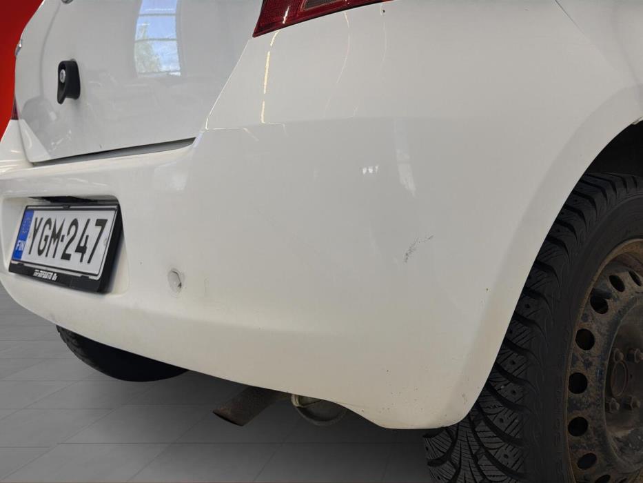 TOYOTA Yaris 2006