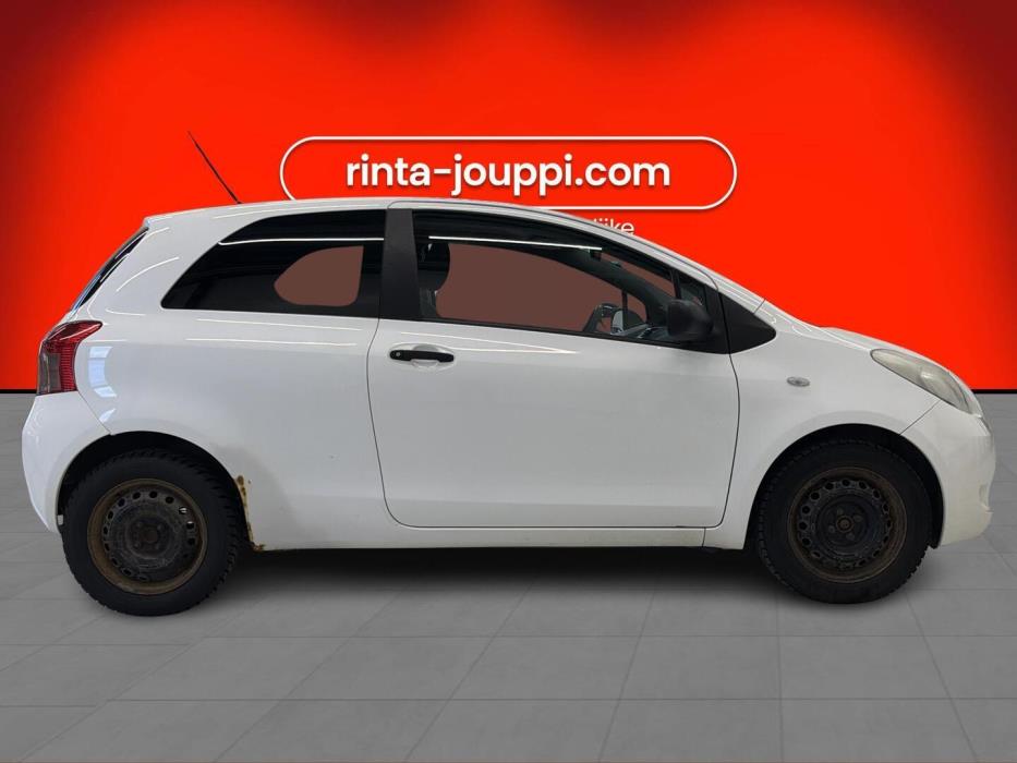 TOYOTA Yaris 2006