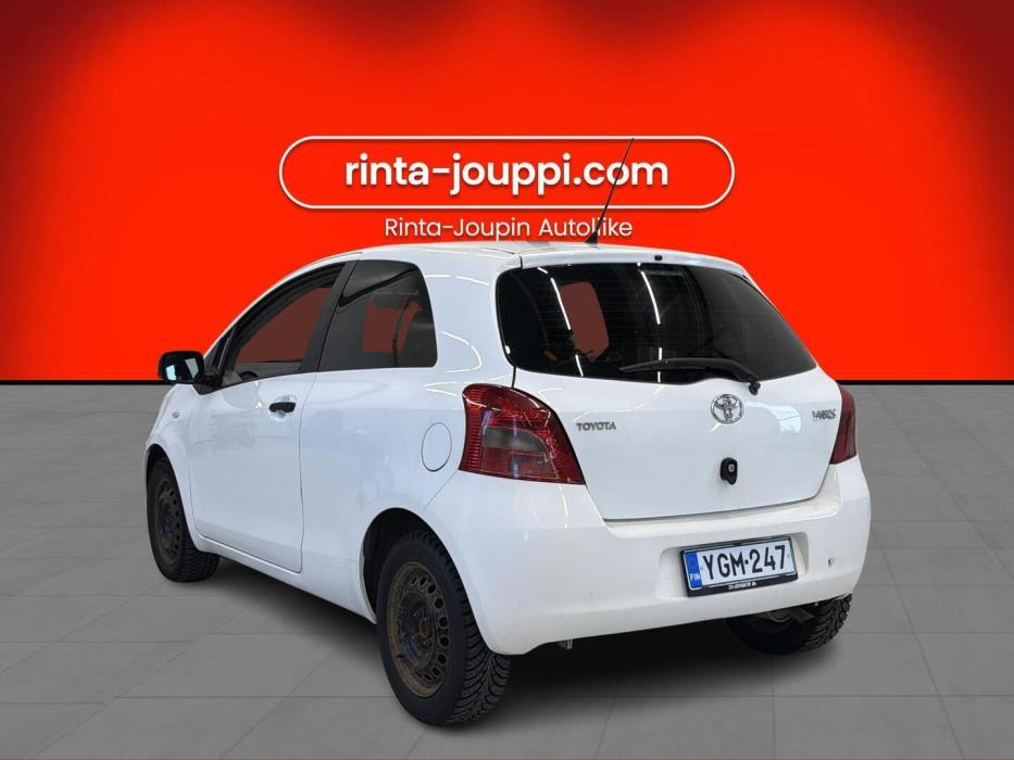TOYOTA Yaris 2006