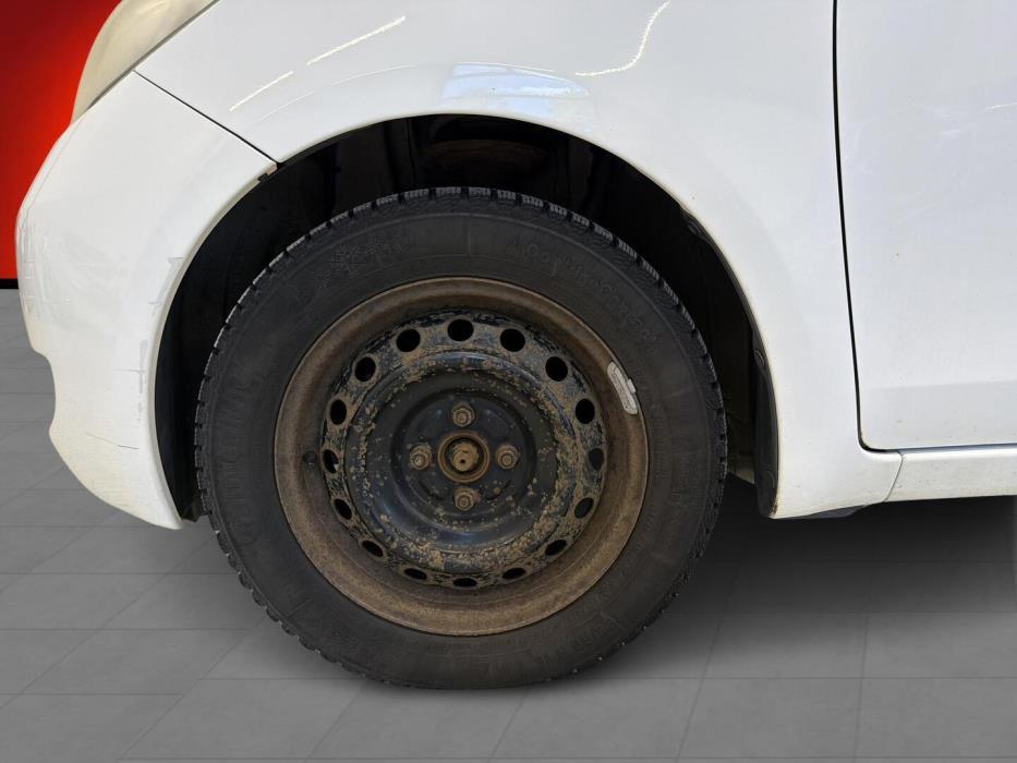 TOYOTA Yaris 2006