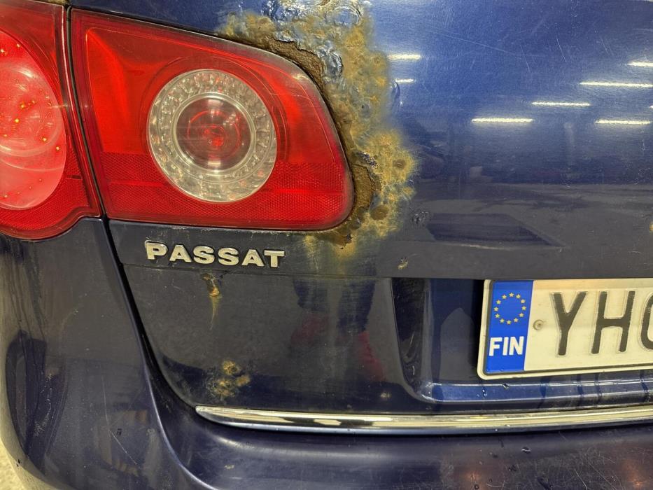 VOLKSWAGEN Passat 2008