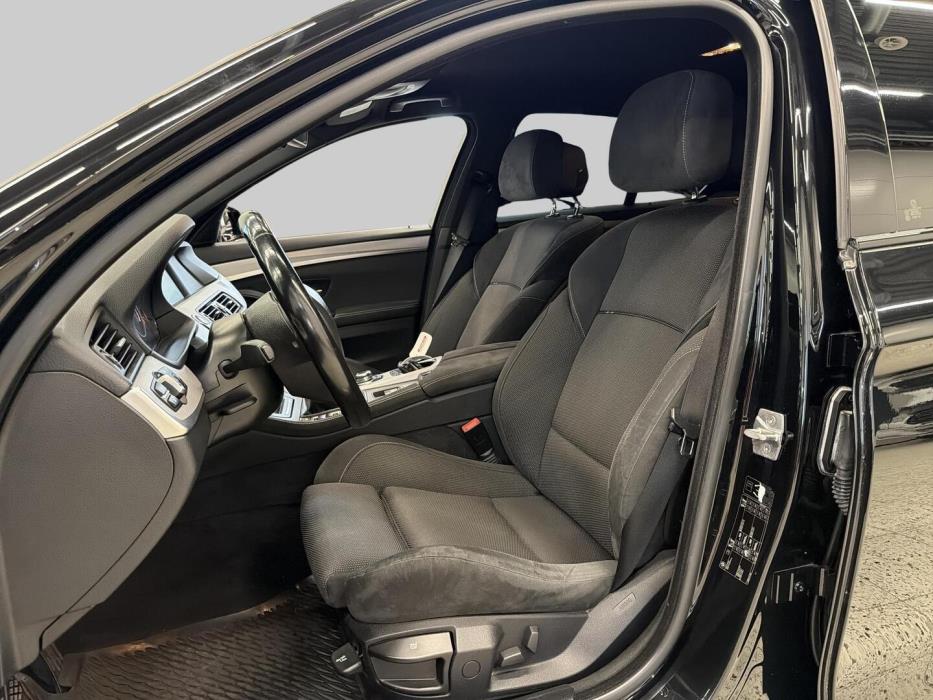 BMW 520 2012