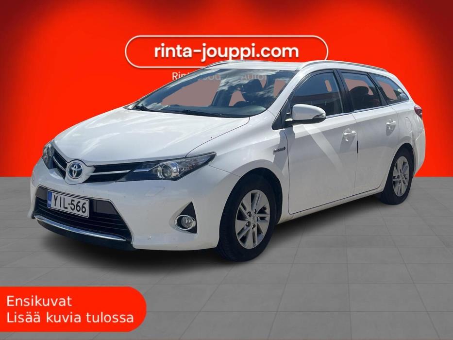 TOYOTA Auris 2013