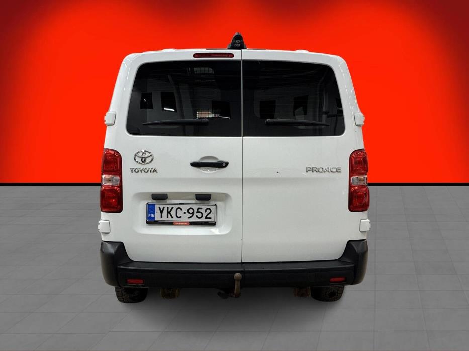 TOYOTA Proace 2018