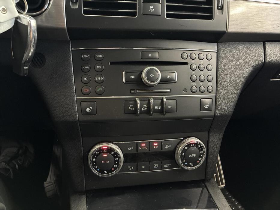 MERCEDES-BENZ GLK 2012
