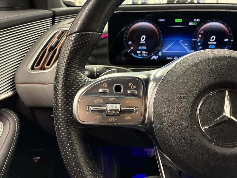 MERCEDES-BENZ EQC 2022