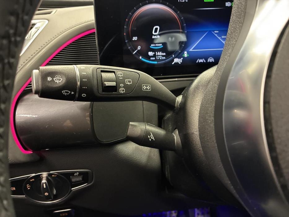 MERCEDES-BENZ EQC 2022