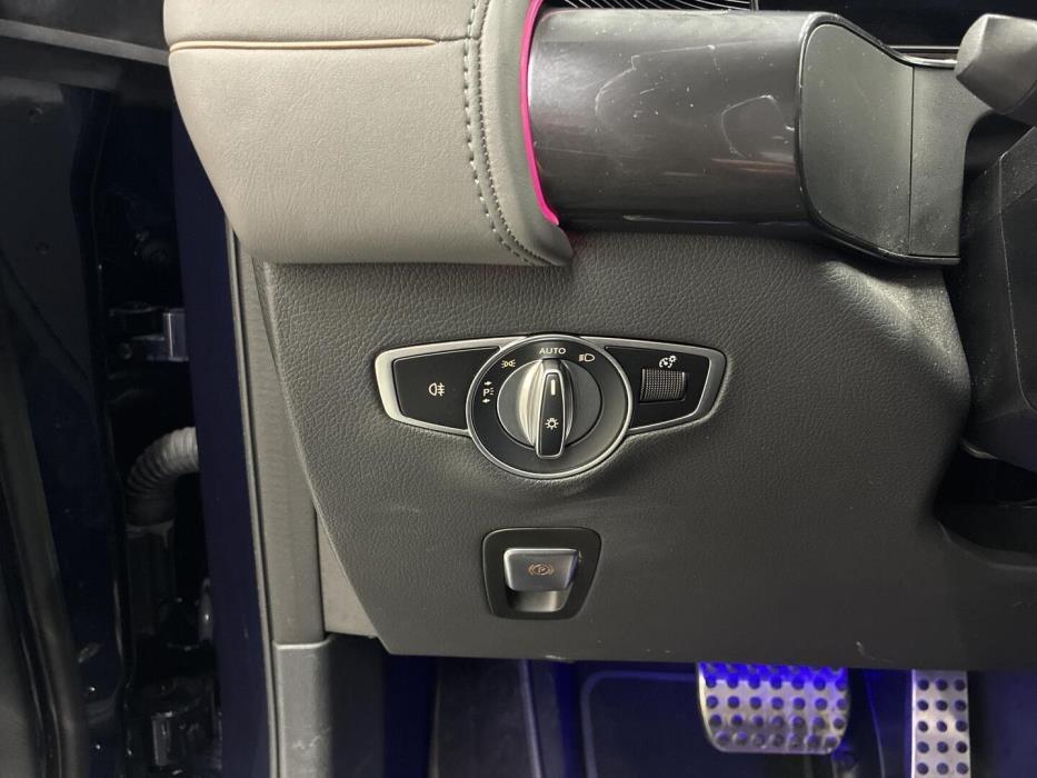 MERCEDES-BENZ EQC 2022