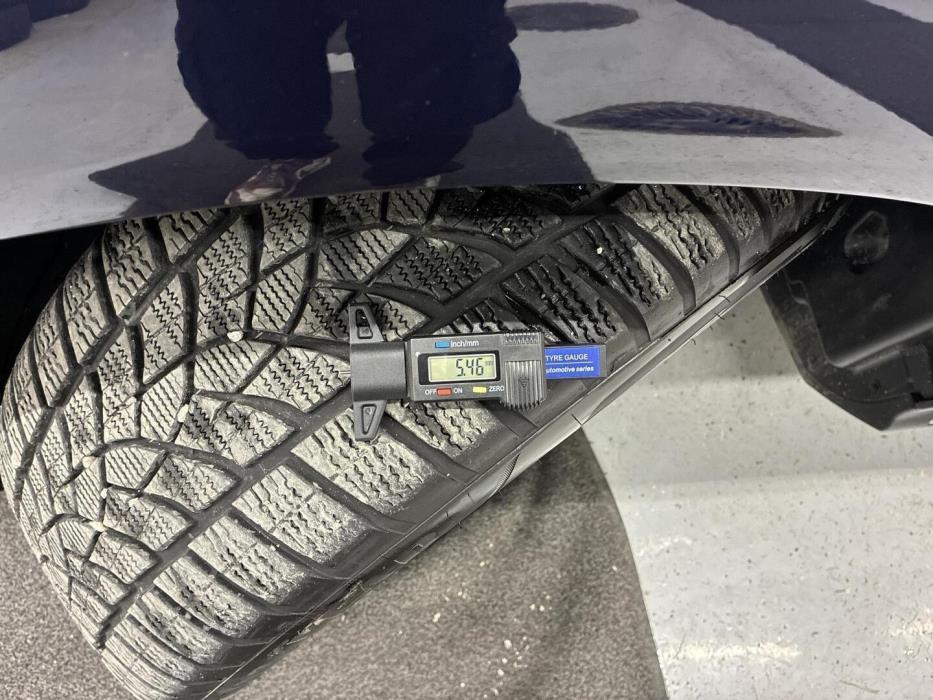 MERCEDES-BENZ EQC 2022