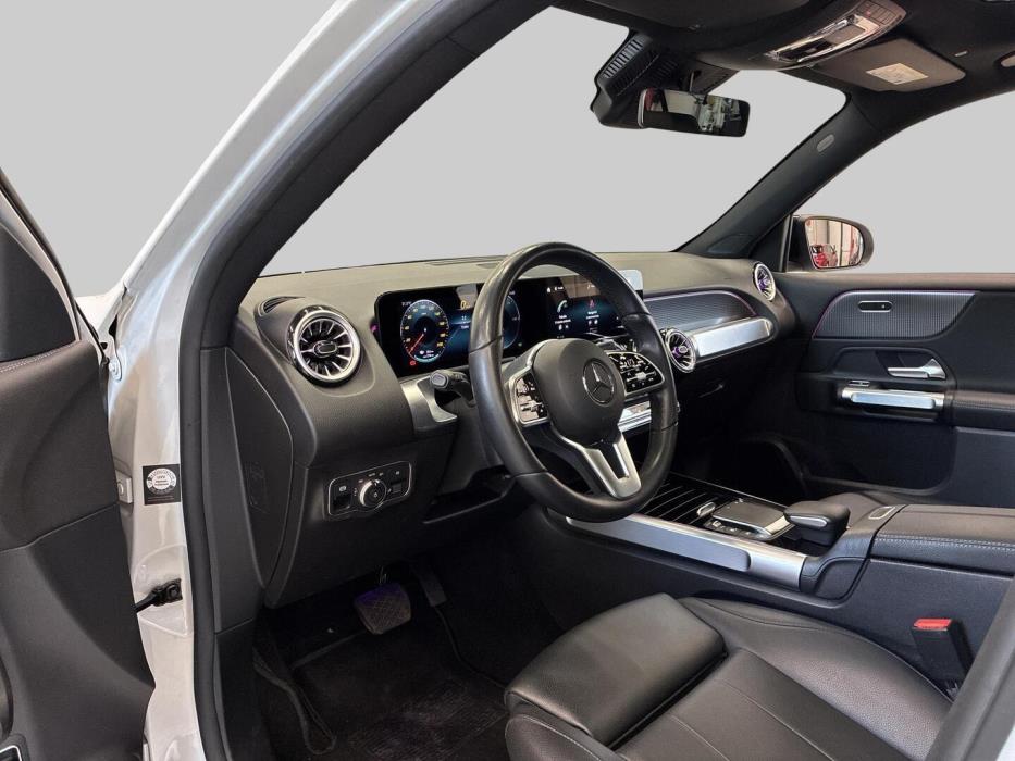 MERCEDES-BENZ EQB 2023