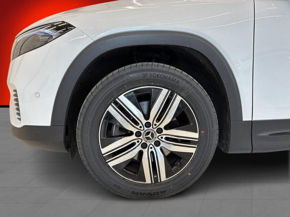 MERCEDES-BENZ EQB 2023