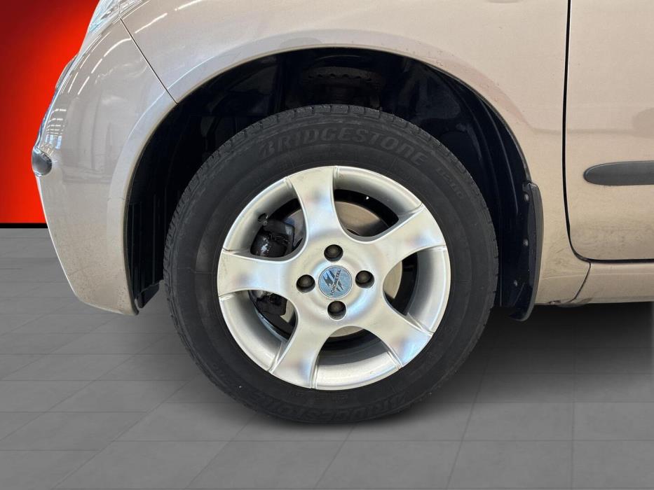 NISSAN Micra 2008